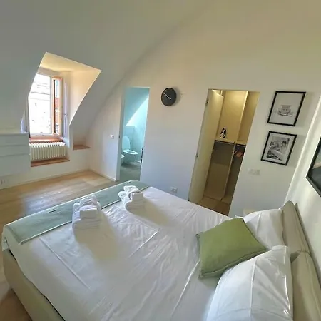 Lägenhet Casa Moderna A Due Passi Da China Town E Metro *