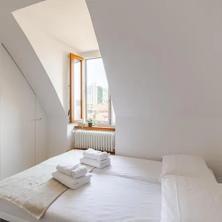 Apartamento Casa Moderna A Due Passi Da China Town E Metro *